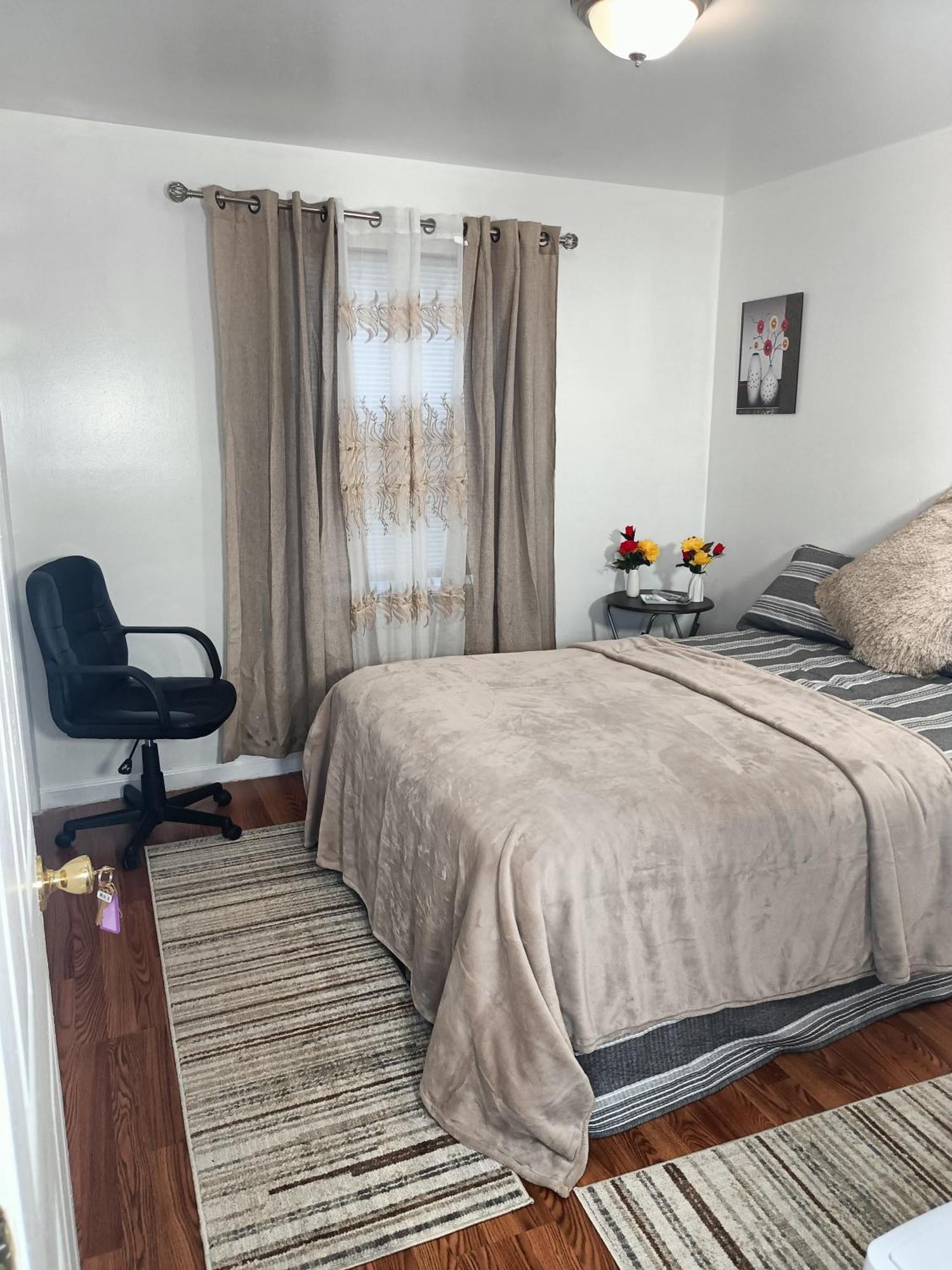Fada Guest House - 38 Yates Ave Νιούαρκ Εξωτερικό φωτογραφία